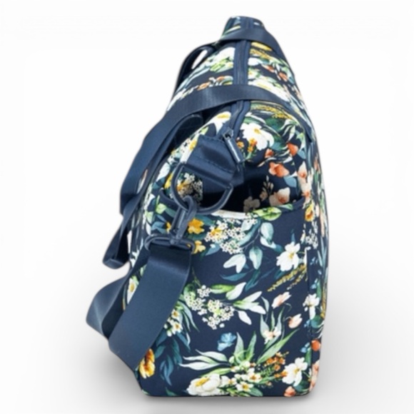 My Tagalongs Floral On The Move Commuter Tote Bag NWT - Picture 4 of 7